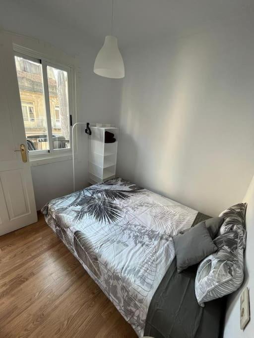 Atico Vintage Con Terraza Apartment Vigo Exterior photo