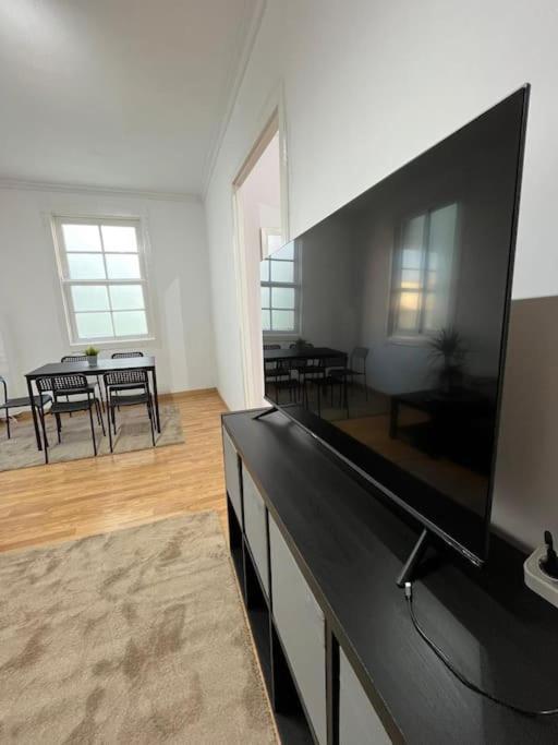 Atico Vintage Con Terraza Apartment Vigo Exterior photo